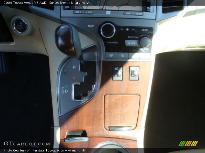 Sunset Bronze Mica / Ivory 2009 Toyota Venza V6 AWD