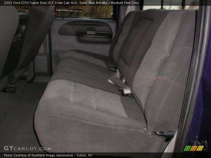 Sonic Blue Metallic / Medium Flint Grey 2003 Ford F250 Super Duty XLT Crew Cab 4x4