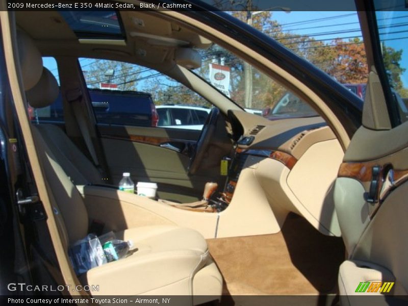 Black / Cashmere 2009 Mercedes-Benz E 350 4Matic Sedan