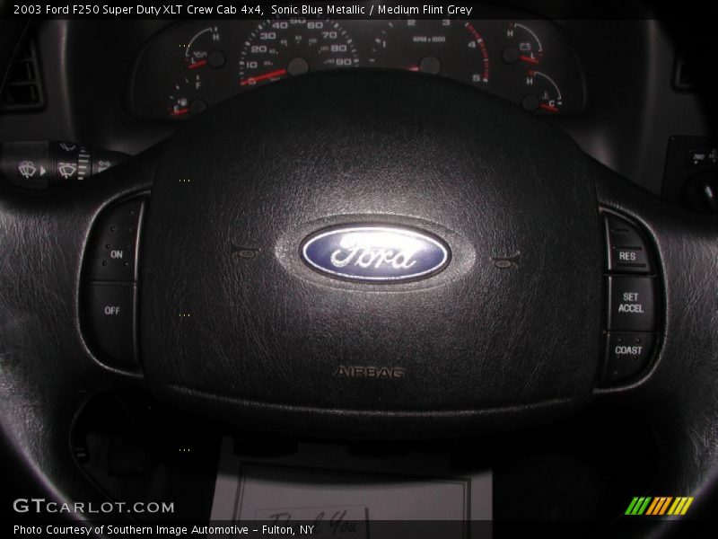 Sonic Blue Metallic / Medium Flint Grey 2003 Ford F250 Super Duty XLT Crew Cab 4x4