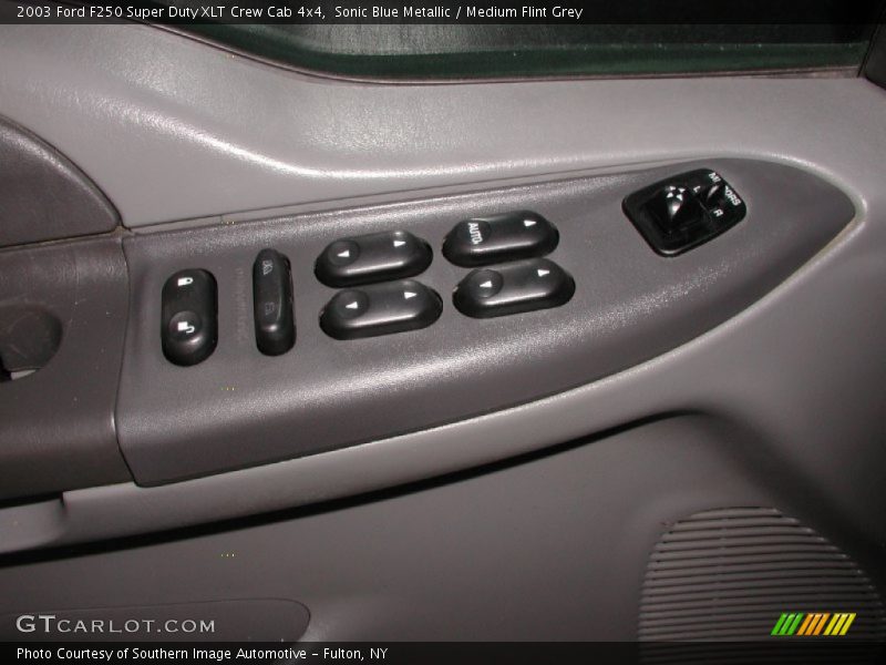 Sonic Blue Metallic / Medium Flint Grey 2003 Ford F250 Super Duty XLT Crew Cab 4x4