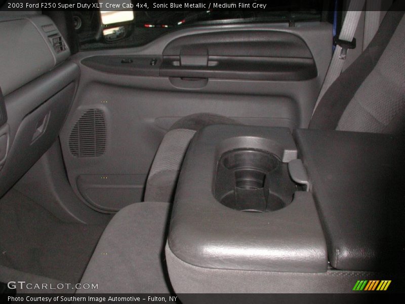 Sonic Blue Metallic / Medium Flint Grey 2003 Ford F250 Super Duty XLT Crew Cab 4x4