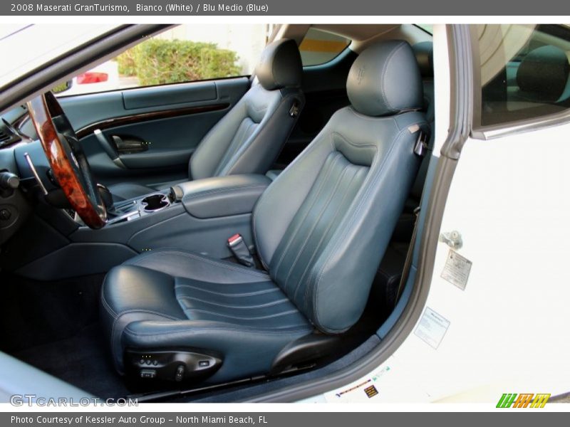 Front Seat of 2008 GranTurismo 