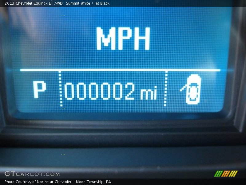 Summit White / Jet Black 2013 Chevrolet Equinox LT AWD