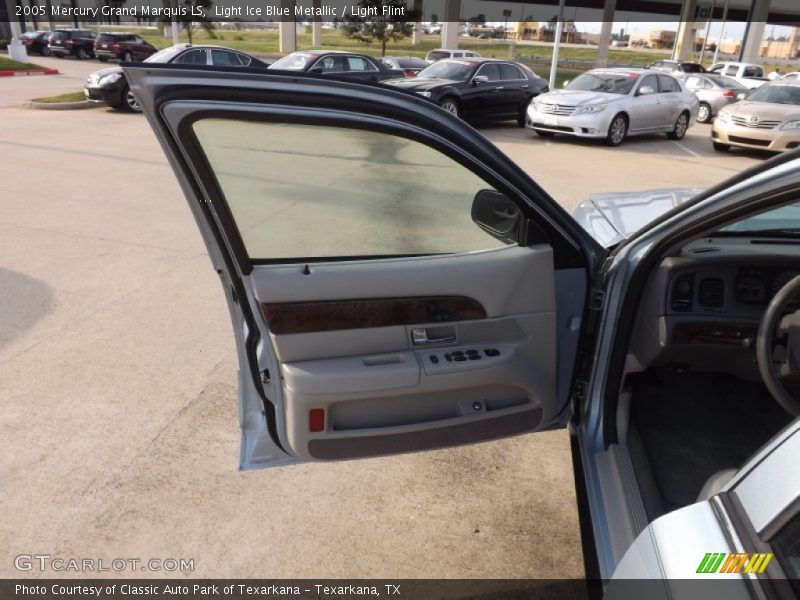 Light Ice Blue Metallic / Light Flint 2005 Mercury Grand Marquis LS
