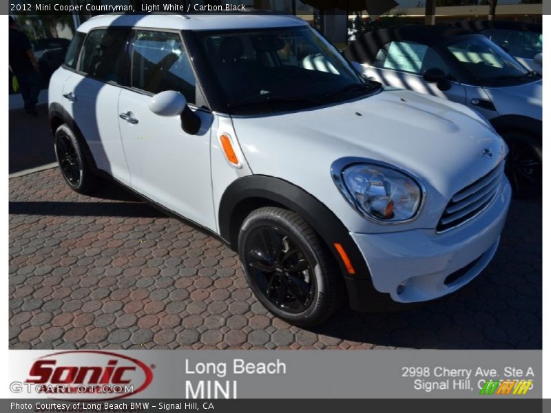 Light White / Carbon Black 2012 Mini Cooper Countryman