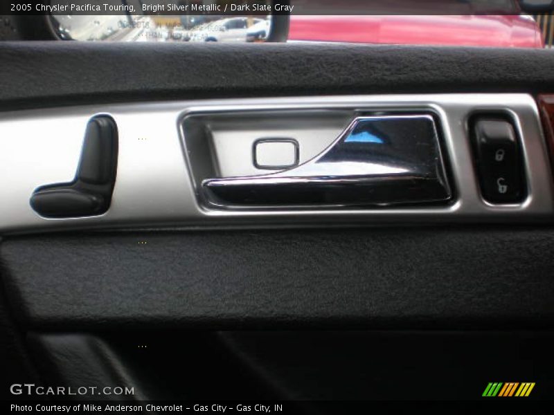 Bright Silver Metallic / Dark Slate Gray 2005 Chrysler Pacifica Touring