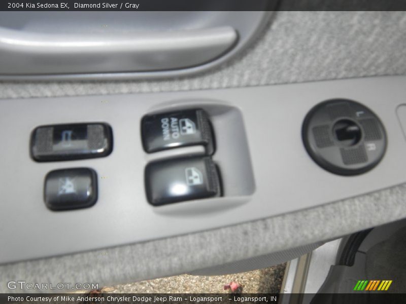 Diamond Silver / Gray 2004 Kia Sedona EX