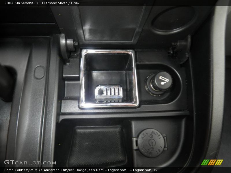 Diamond Silver / Gray 2004 Kia Sedona EX