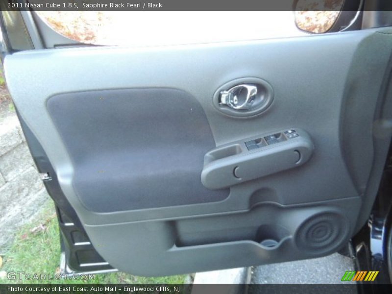 Sapphire Black Pearl / Black 2011 Nissan Cube 1.8 S