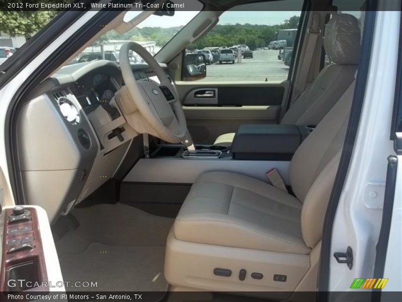 White Platinum Tri-Coat / Camel 2012 Ford Expedition XLT