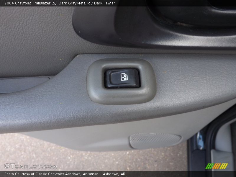 Dark Gray Metallic / Dark Pewter 2004 Chevrolet TrailBlazer LS
