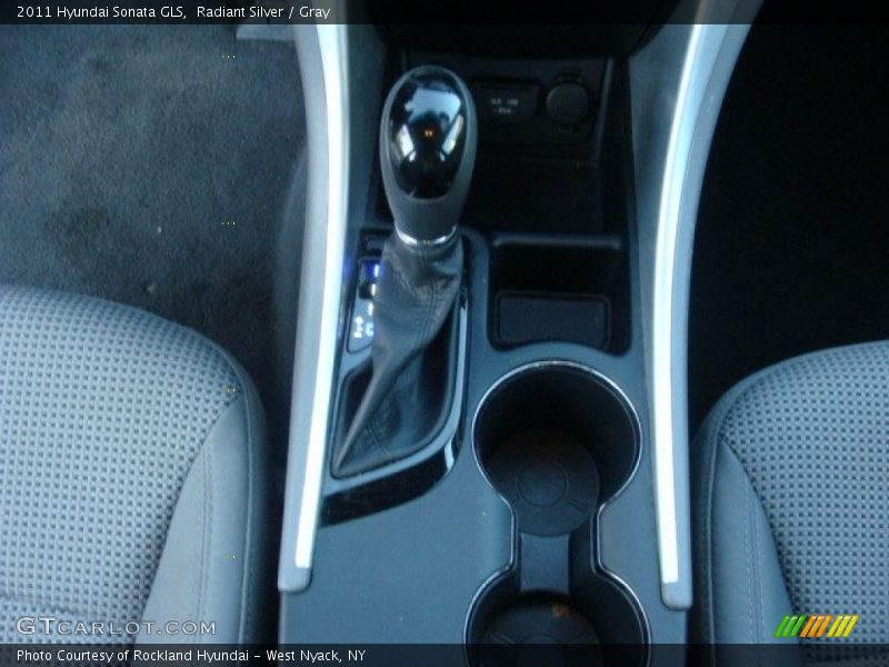 Radiant Silver / Gray 2011 Hyundai Sonata GLS