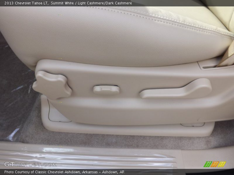 Summit White / Light Cashmere/Dark Cashmere 2013 Chevrolet Tahoe LT