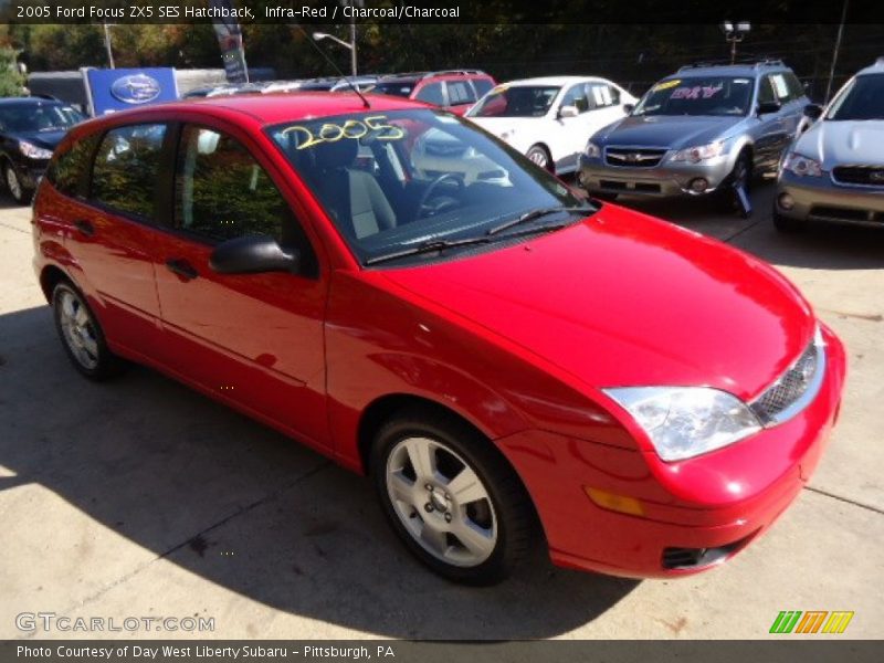 Infra-Red / Charcoal/Charcoal 2005 Ford Focus ZX5 SES Hatchback