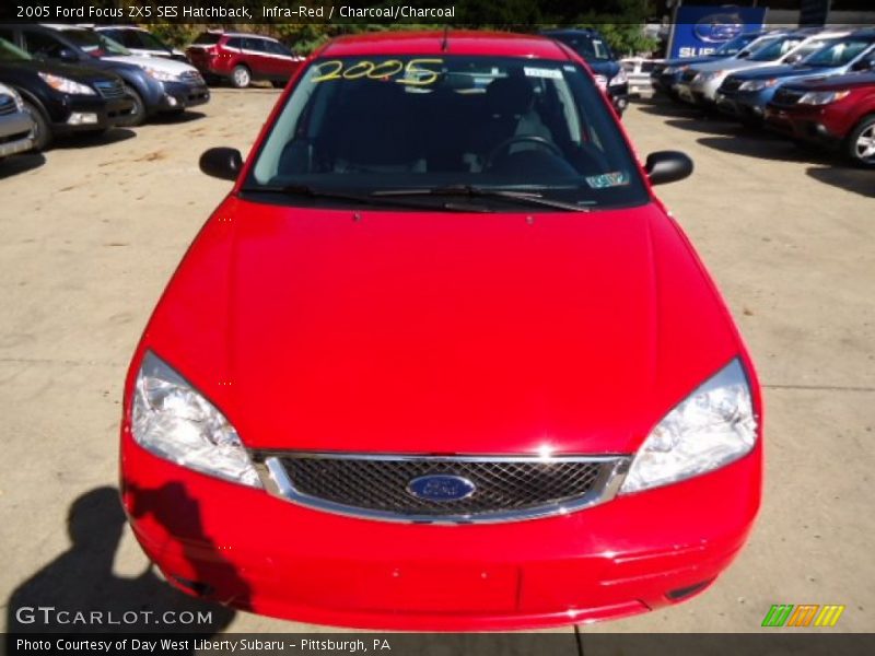 Infra-Red / Charcoal/Charcoal 2005 Ford Focus ZX5 SES Hatchback