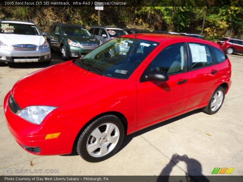 Infra-Red / Charcoal/Charcoal 2005 Ford Focus ZX5 SES Hatchback
