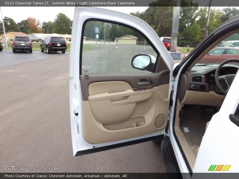 Summit White / Light Cashmere/Dark Cashmere 2013 Chevrolet Tahoe LT