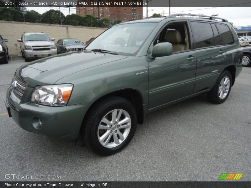 Front 3/4 View of 2007 Highlander Hybrid Limited 4WD
