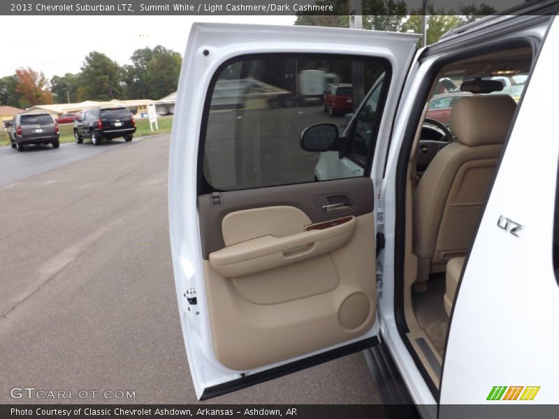 Summit White / Light Cashmere/Dark Cashmere 2013 Chevrolet Suburban LTZ