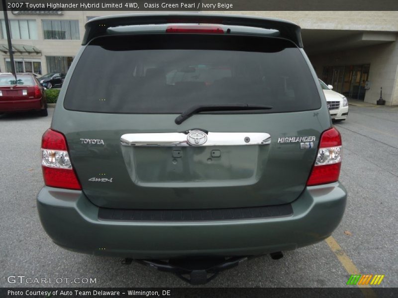 Oasis Green Pearl / Ivory Beige 2007 Toyota Highlander Hybrid Limited 4WD