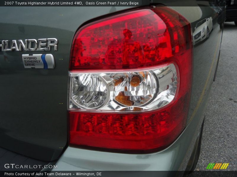 Oasis Green Pearl / Ivory Beige 2007 Toyota Highlander Hybrid Limited 4WD