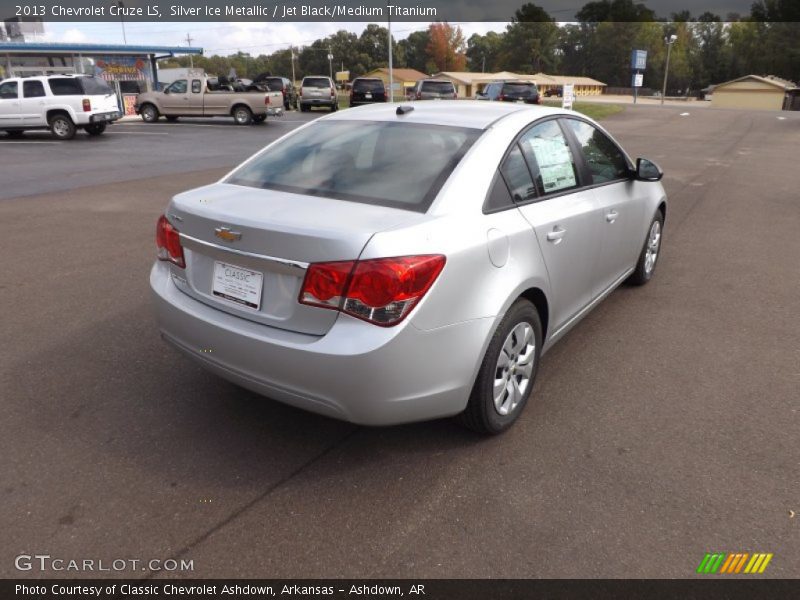Silver Ice Metallic / Jet Black/Medium Titanium 2013 Chevrolet Cruze LS
