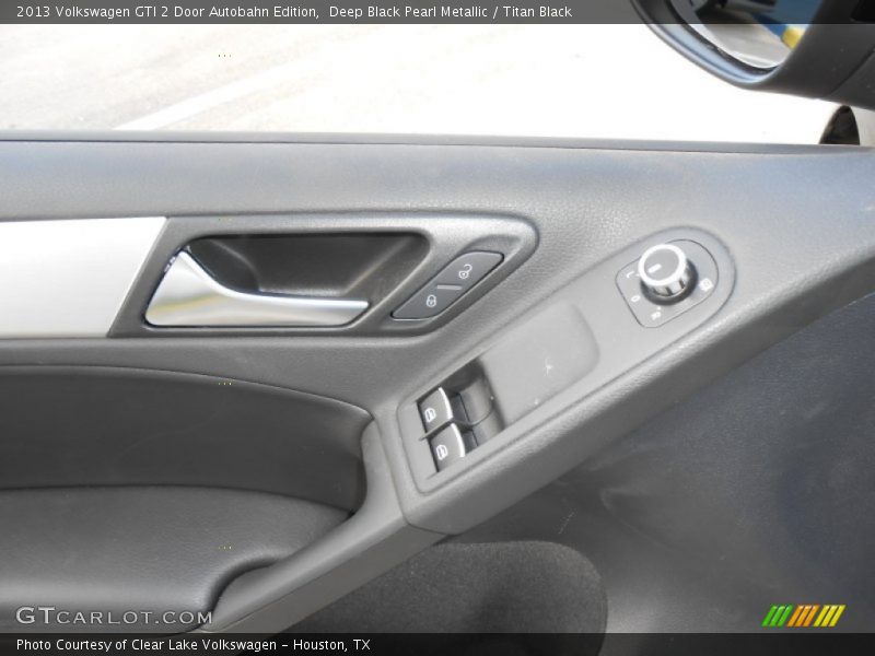 Deep Black Pearl Metallic / Titan Black 2013 Volkswagen GTI 2 Door Autobahn Edition