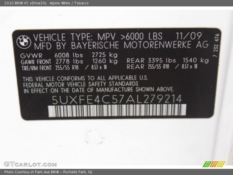 Alpine White / Tobacco 2010 BMW X5 xDrive30i