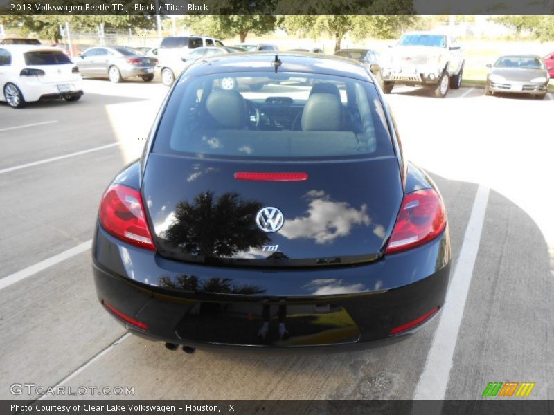 Black / Titan Black 2013 Volkswagen Beetle TDI