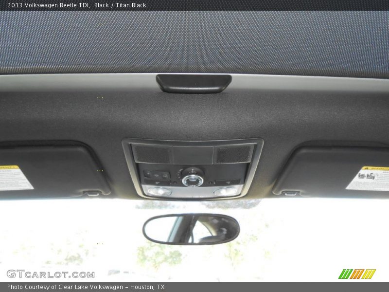 Black / Titan Black 2013 Volkswagen Beetle TDI