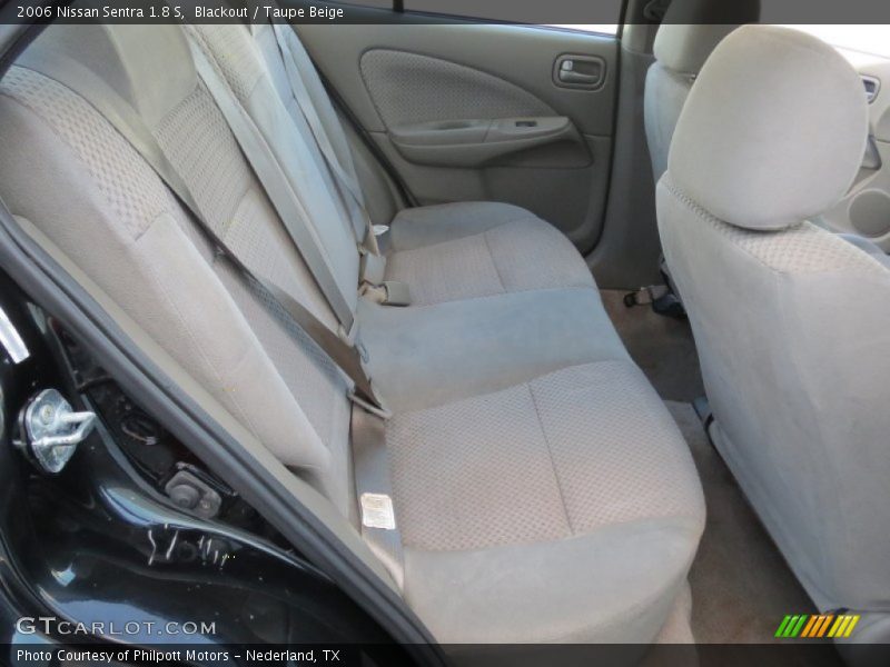 Blackout / Taupe Beige 2006 Nissan Sentra 1.8 S