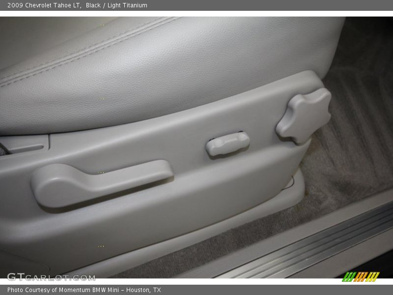 Black / Light Titanium 2009 Chevrolet Tahoe LT