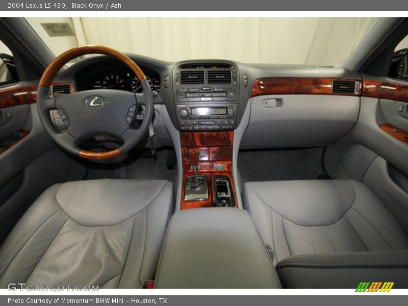 Black Onyx / Ash 2004 Lexus LS 430