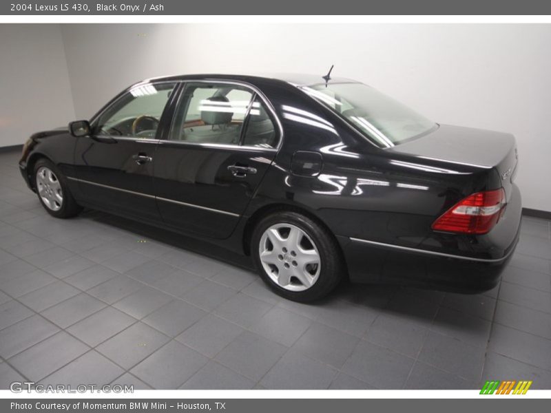 Black Onyx / Ash 2004 Lexus LS 430