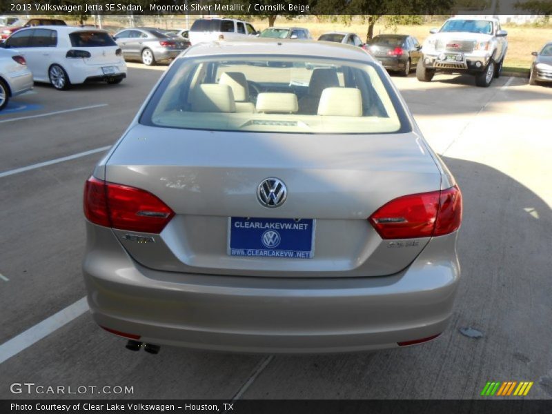 Moonrock Silver Metallic / Cornsilk Beige 2013 Volkswagen Jetta SE Sedan
