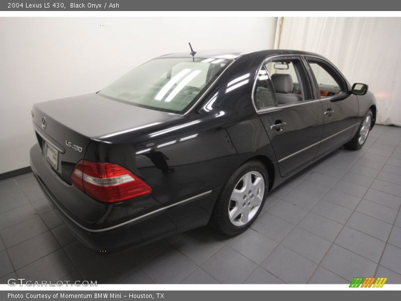 Black Onyx / Ash 2004 Lexus LS 430