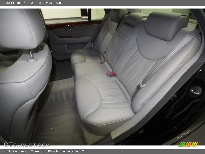Black Onyx / Ash 2004 Lexus LS 430