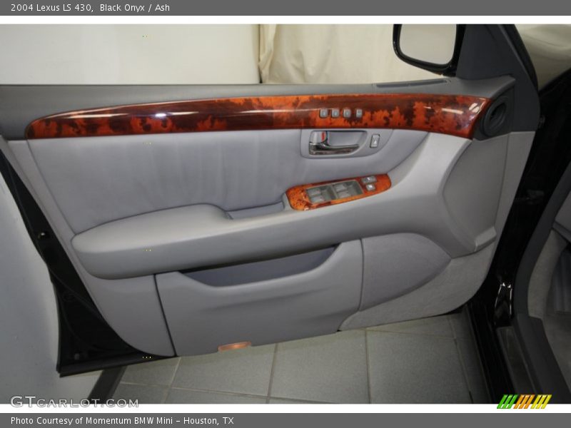 Black Onyx / Ash 2004 Lexus LS 430
