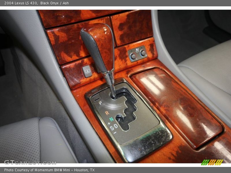 Black Onyx / Ash 2004 Lexus LS 430