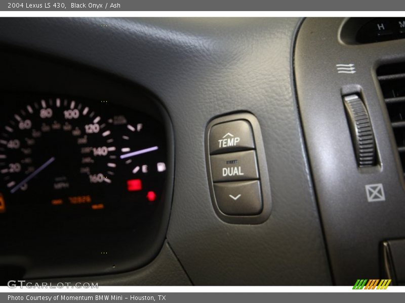 Black Onyx / Ash 2004 Lexus LS 430