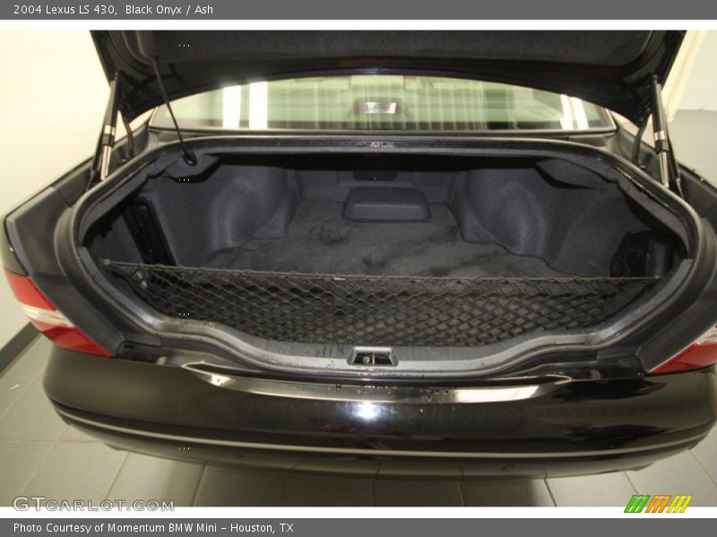 Black Onyx / Ash 2004 Lexus LS 430