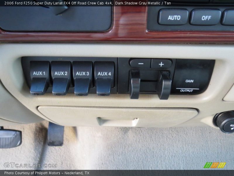 Dark Shadow Gray Metallic / Tan 2006 Ford F250 Super Duty Lariat FX4 Off Road Crew Cab 4x4