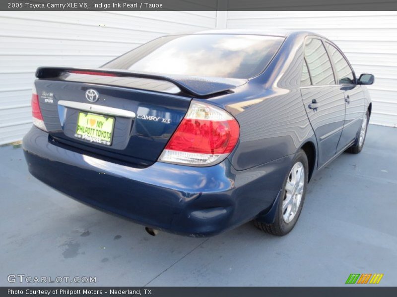 Indigo Ink Pearl / Taupe 2005 Toyota Camry XLE V6