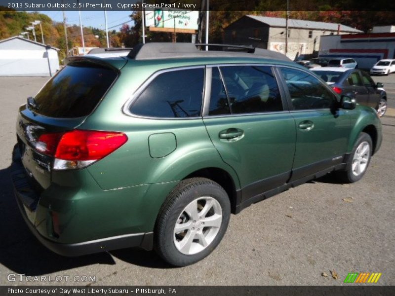 Cypress Green Pearl / Ivory 2013 Subaru Outback 2.5i Premium