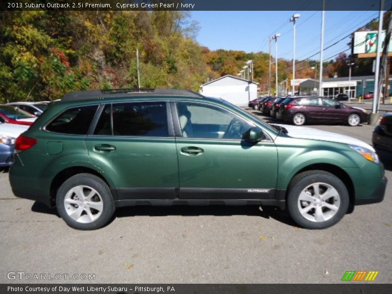 Cypress Green Pearl / Ivory 2013 Subaru Outback 2.5i Premium