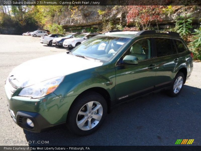 Cypress Green Pearl / Ivory 2013 Subaru Outback 2.5i Premium