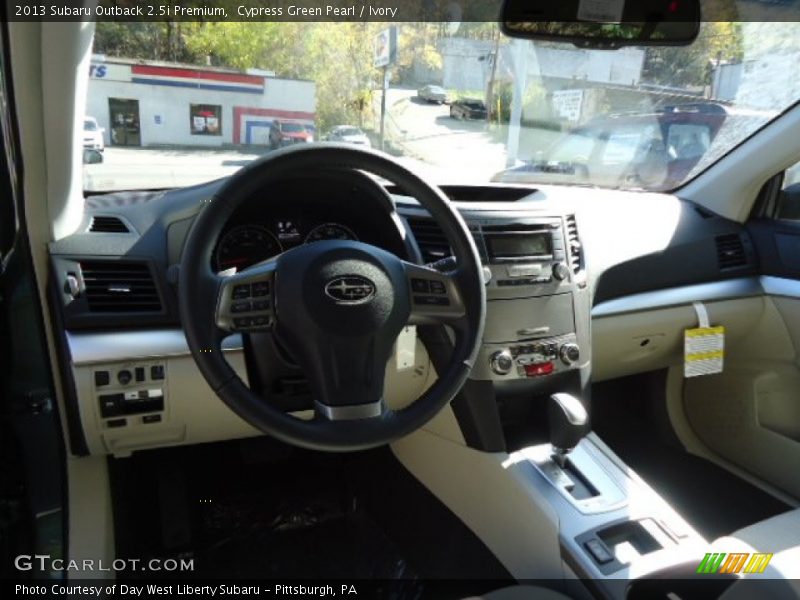 Cypress Green Pearl / Ivory 2013 Subaru Outback 2.5i Premium