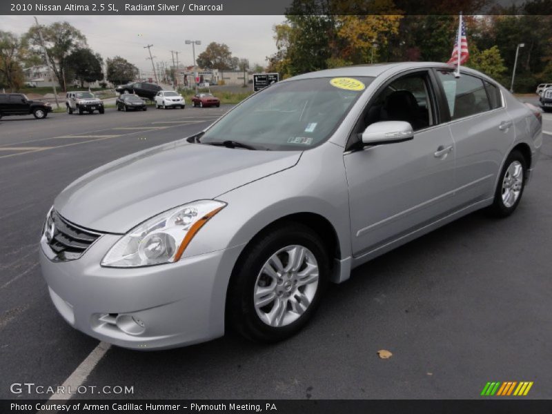 Radiant Silver / Charcoal 2010 Nissan Altima 2.5 SL