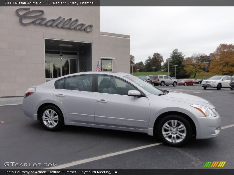 Radiant Silver / Charcoal 2010 Nissan Altima 2.5 SL